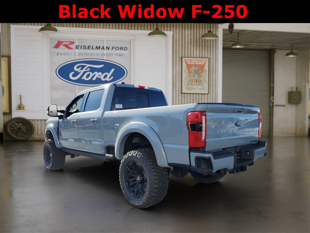 New 2026 Ford F250 Lariat w/ Black Appearance Package image 27