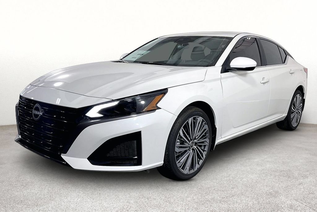 New 2026 Nissan Altima 2.5 SV w/ SV Premium Package AWD/4WD image 4