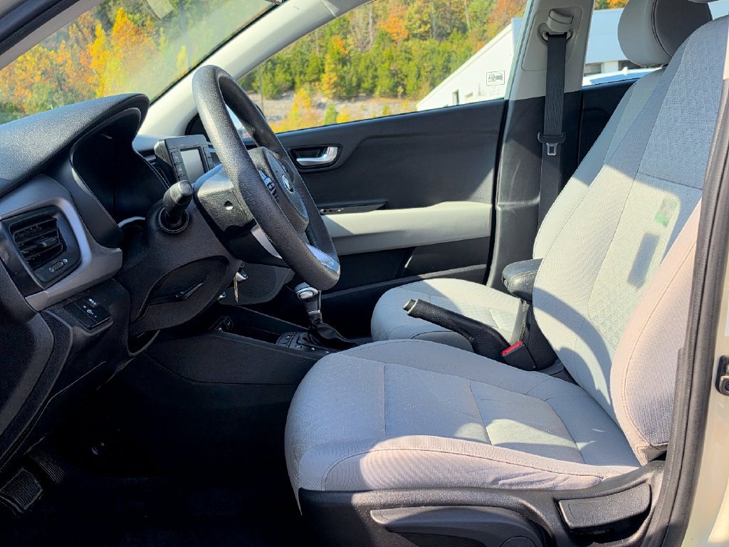 Used 2018 Kia Rio S FWD image 14