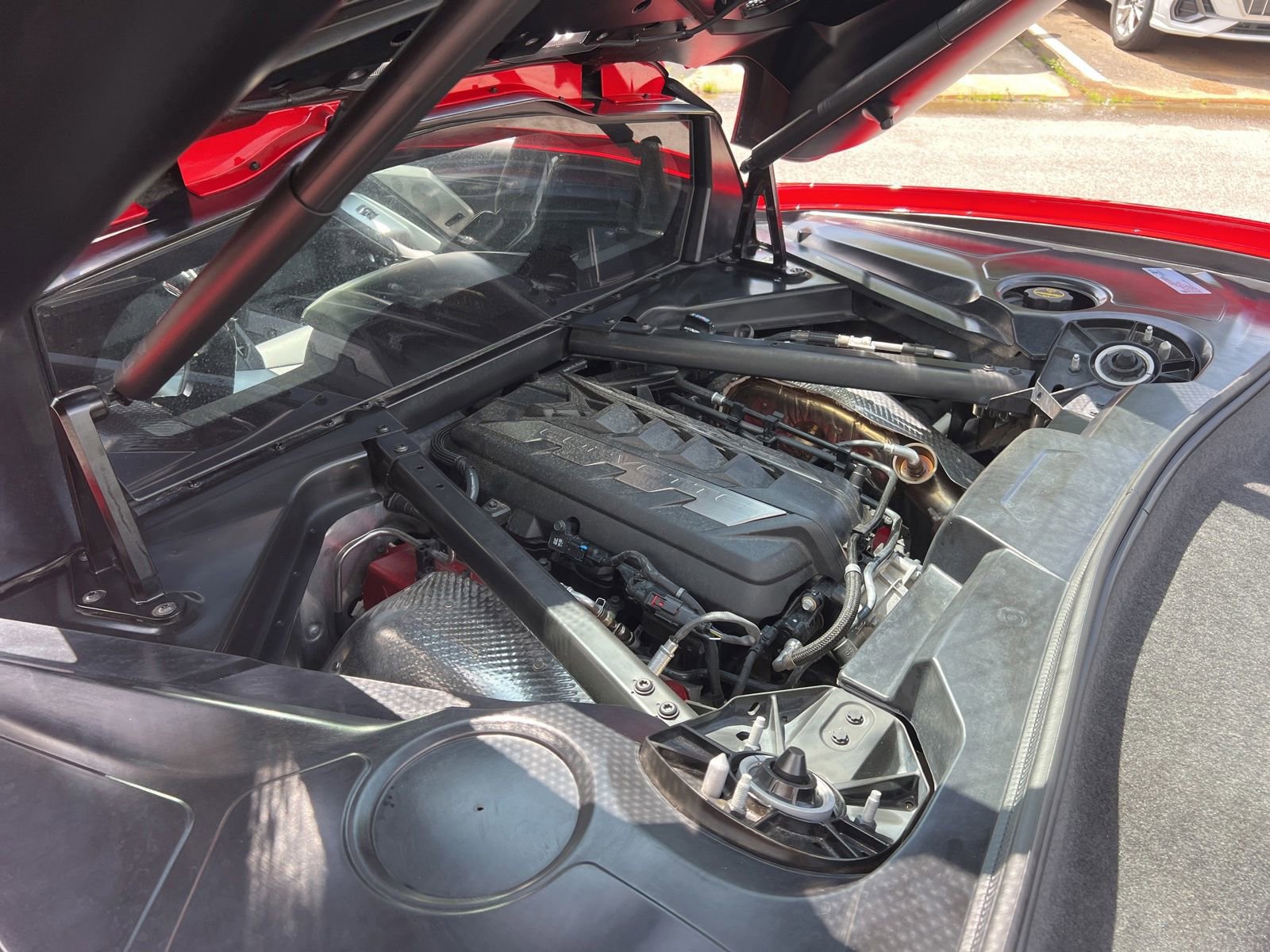 Used 2024 Chevrolet Corvette Stingray Preferred Cpe w/ Battery Protection Package RWD image 30