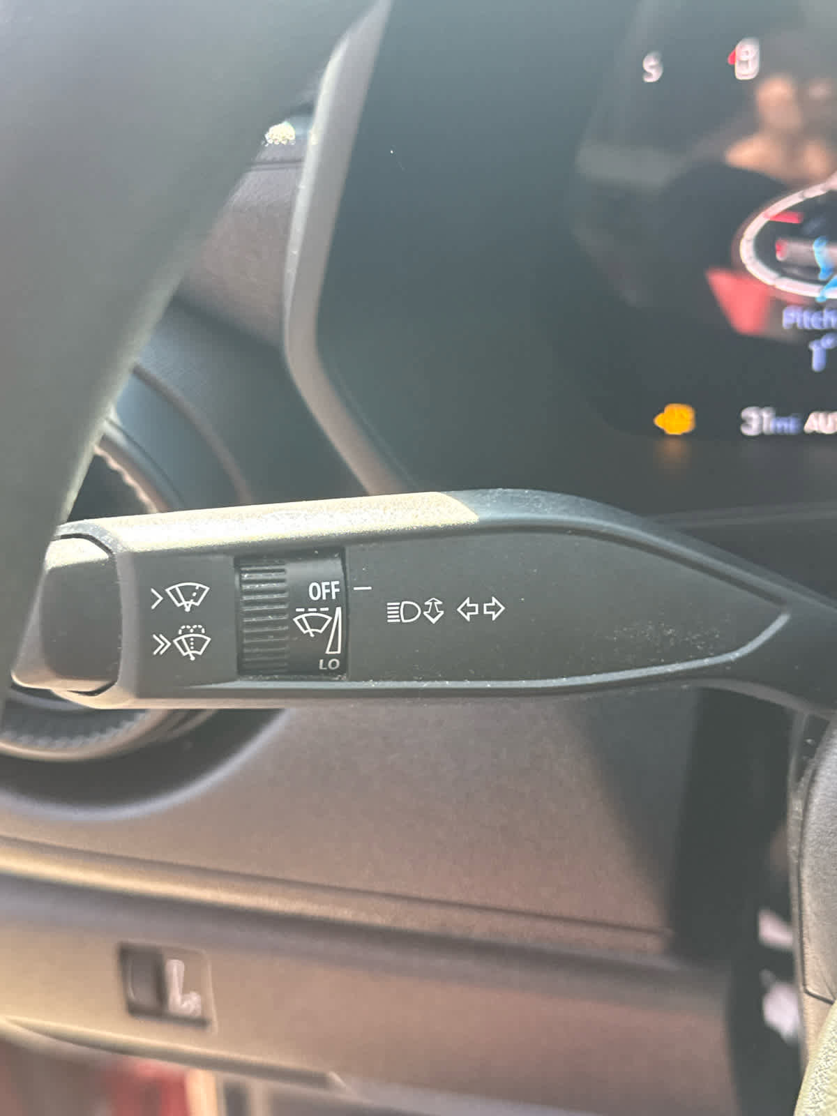 Used 2024 Chevrolet Colorado Trail Boss w/ Technology Package image 19