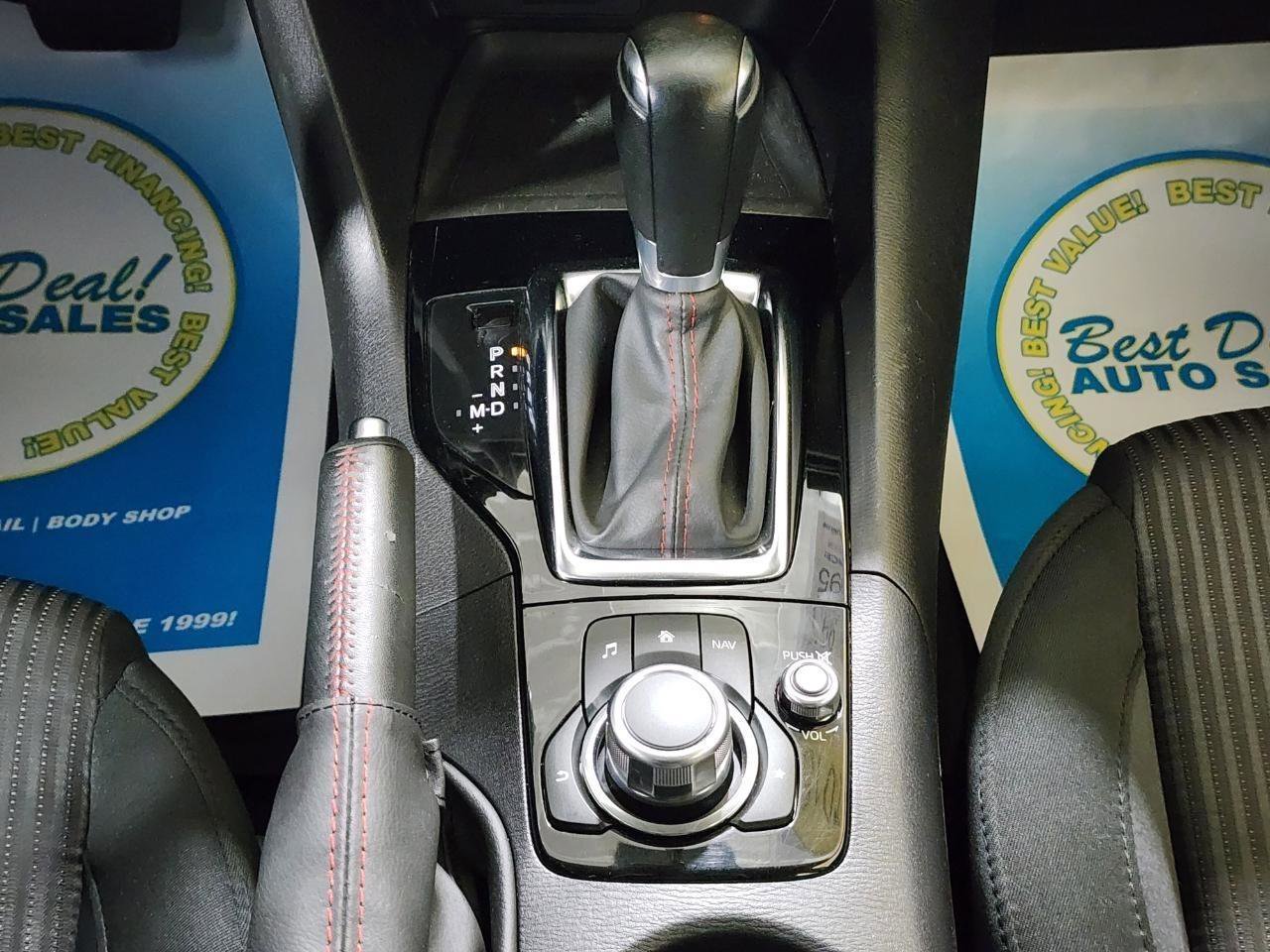 Used 2015 MAZDA MAZDA3 i Touring image 16