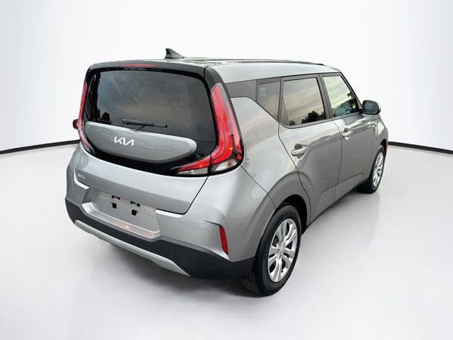 Certified 2023 Kia Soul LX FWD image 5