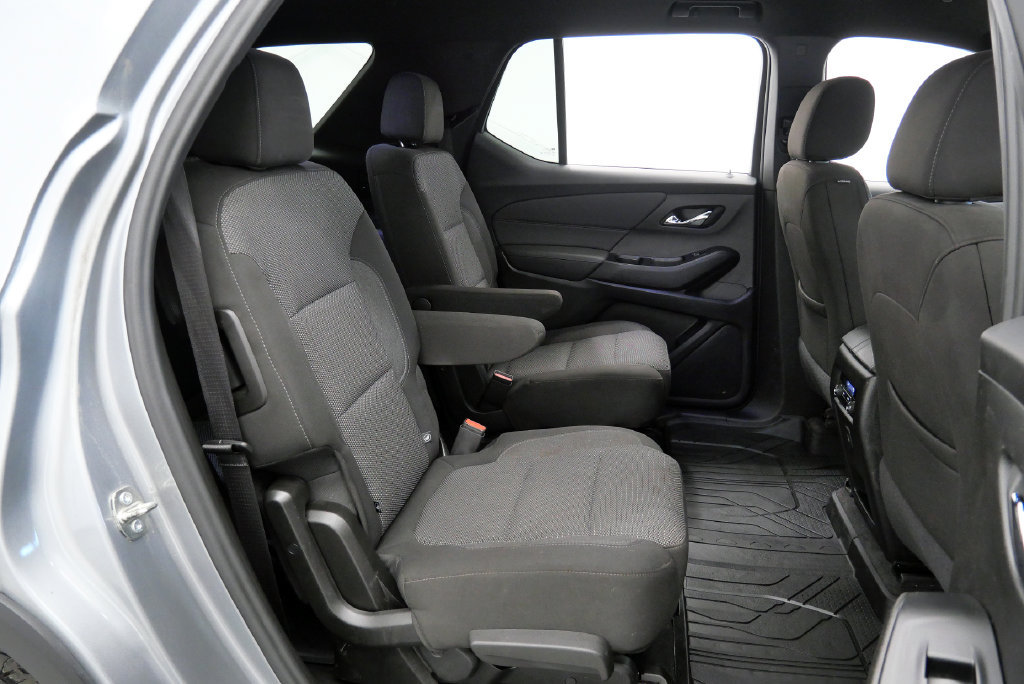 Used 2023 Chevrolet Traverse LT w/ LPO, Floor Liner Package AWD/4WD image 18