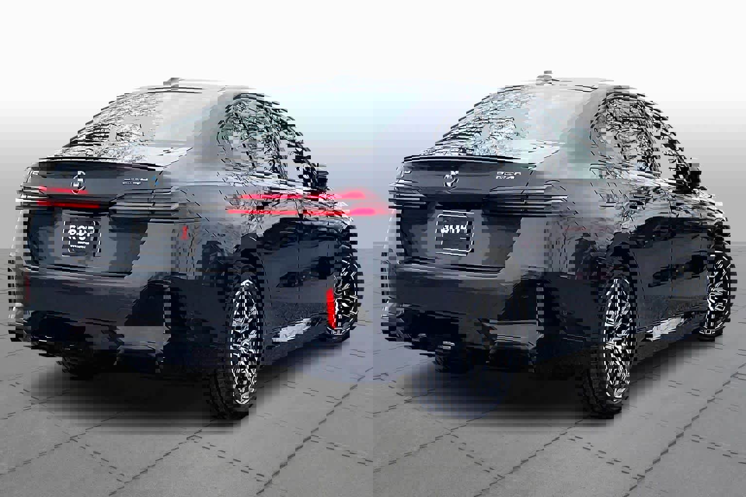 Certified 2024 BMW i5 eDrive40i w/ M Sport Package image 12