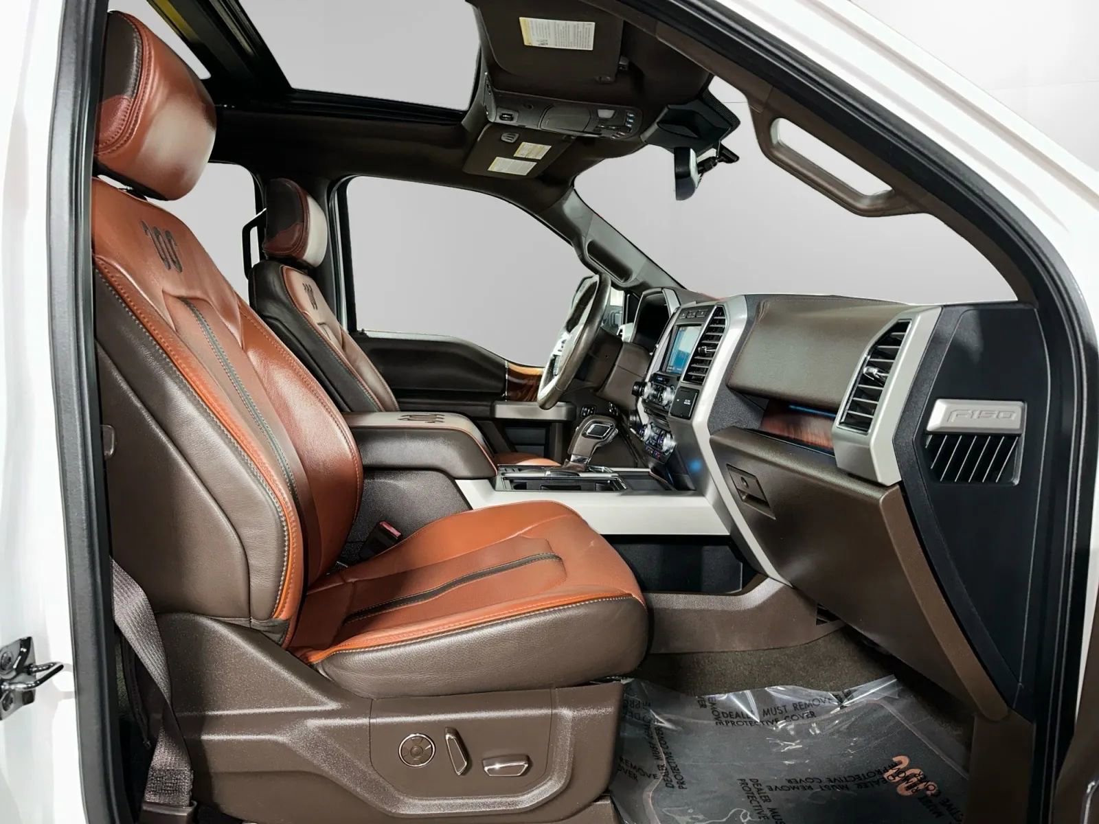 Used 2018 Ford F150 King Ranch w/ Equipment Group 601A Luxury AWD/4WD image 26