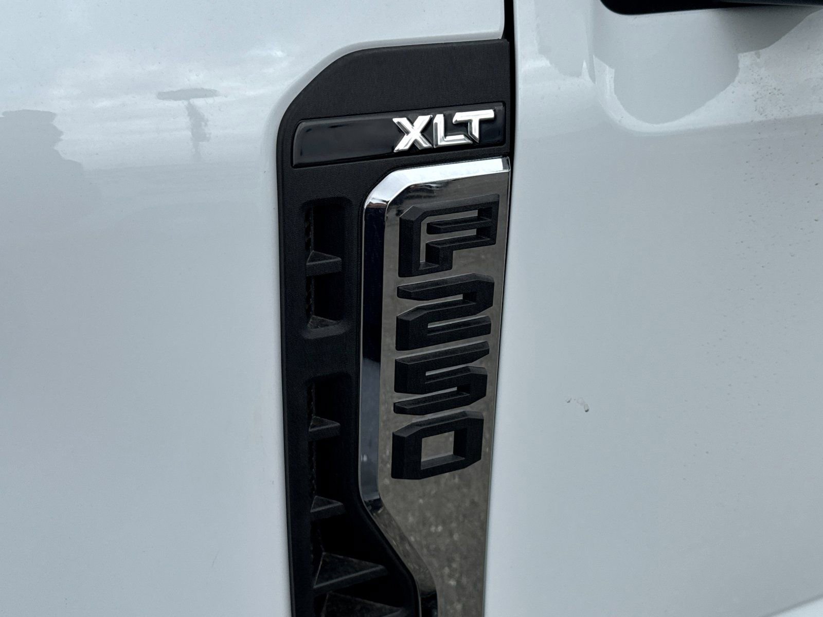 New 2026 Ford F250 XLT image 28