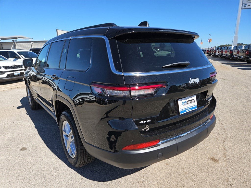 New 2025 Jeep Grand Cherokee L Laredo w/ Luxury Tech Group I image 4