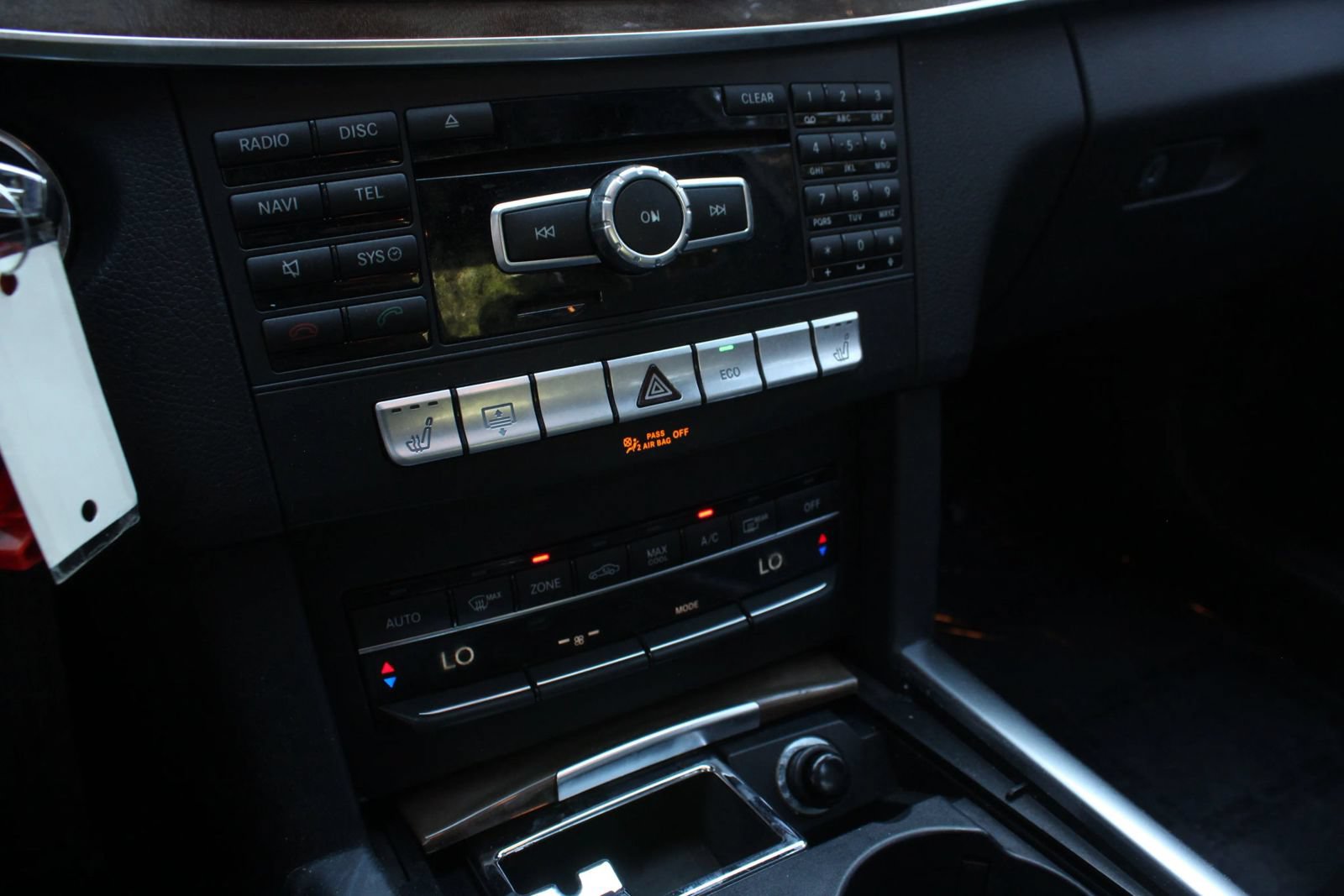 Used 2015 Mercedes-Benz E 350 4MATIC Sedan image 34