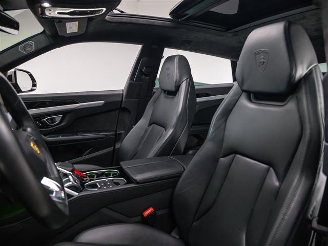 Used 2021 Lamborghini Urus image 19