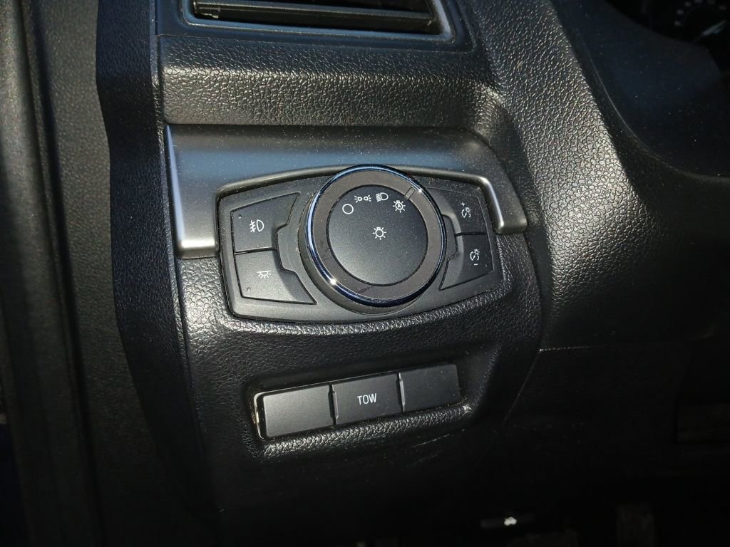 Used 2019 Ford Explorer XLT w/ XLT Sport Appearance Package image 20