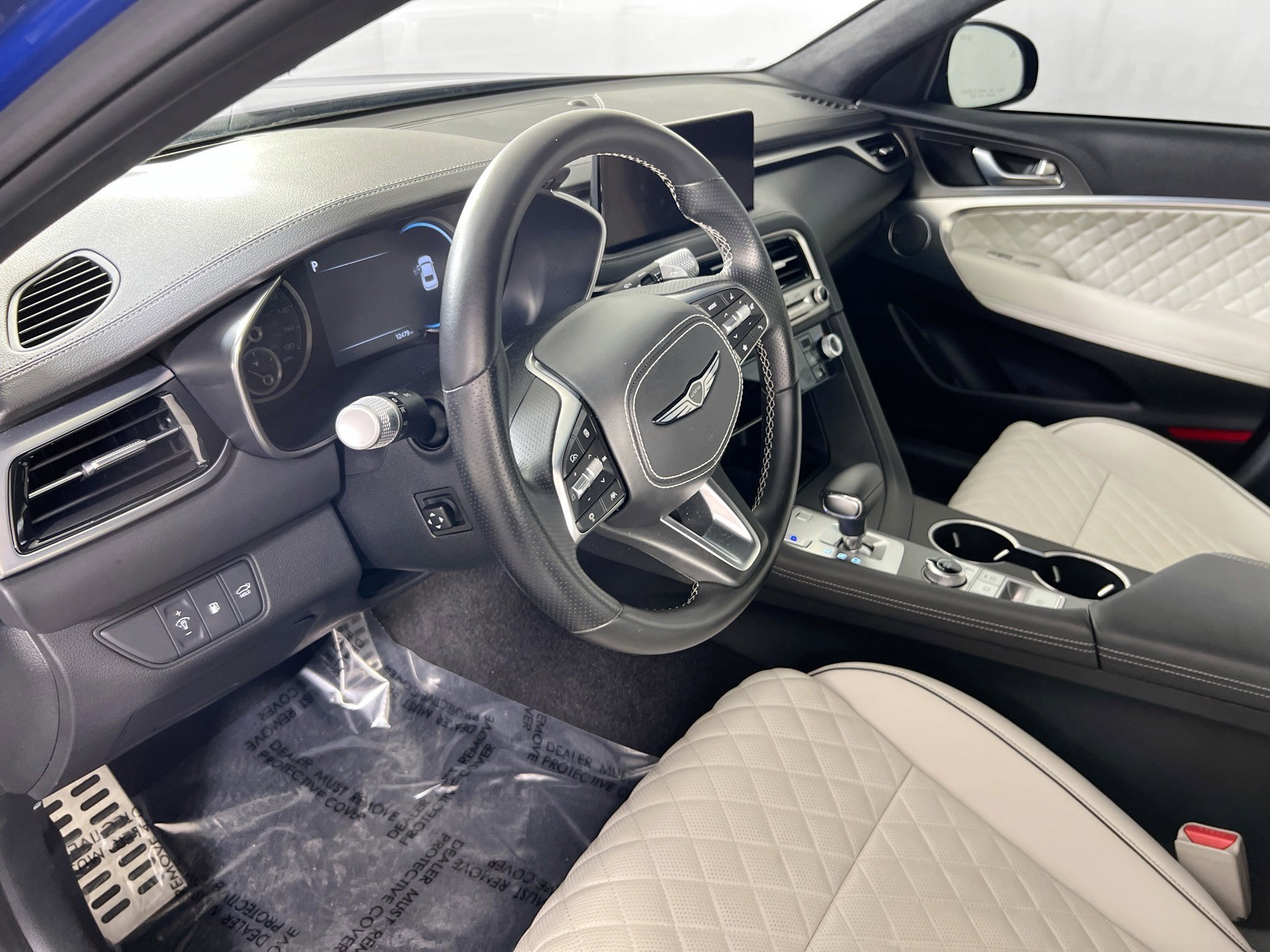 Used 2024 Genesis G70 3.3T Advanced w/ Sport Prestige Package image 9