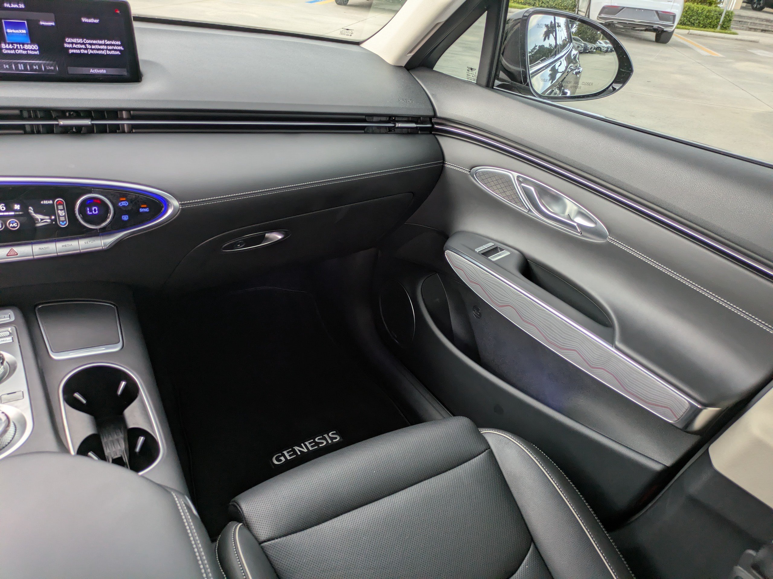 Certified 2022 Genesis GV70 2.5T w/ Advanced Package AWD/4WD image 16