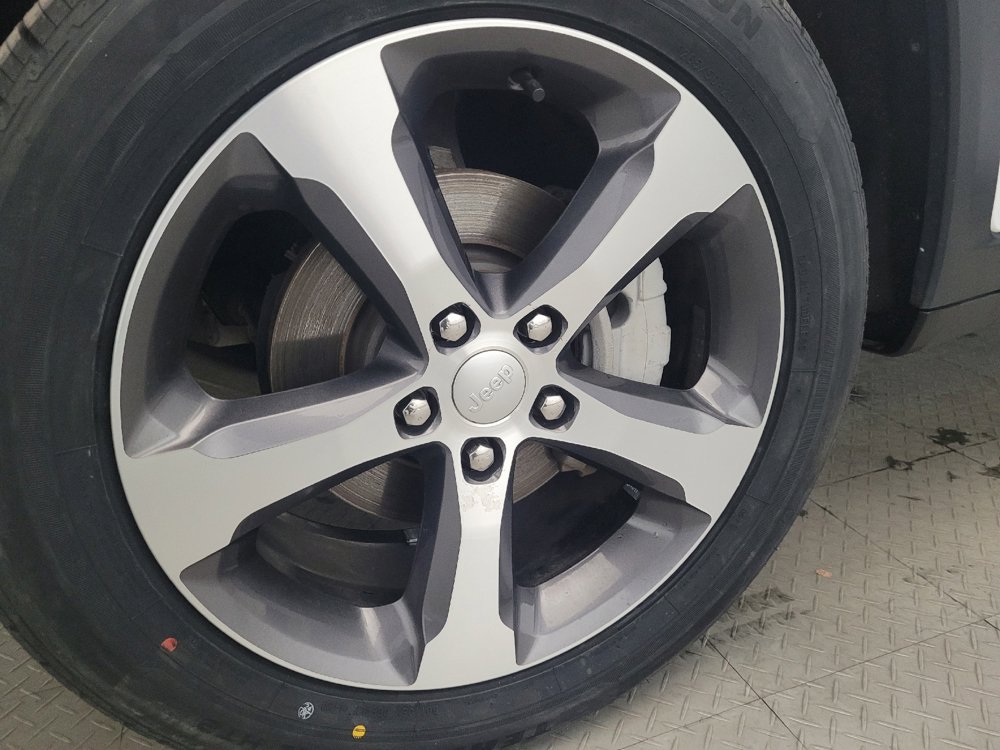 Used 2023 Jeep Grand Cherokee Limited w/ Trailer Tow Prep Group (B) image 31