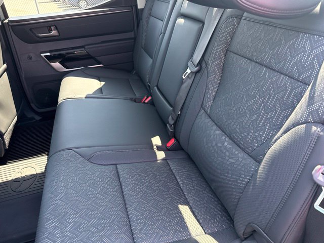Used 2024 Toyota Tundra Limited AWD/4WD image 21