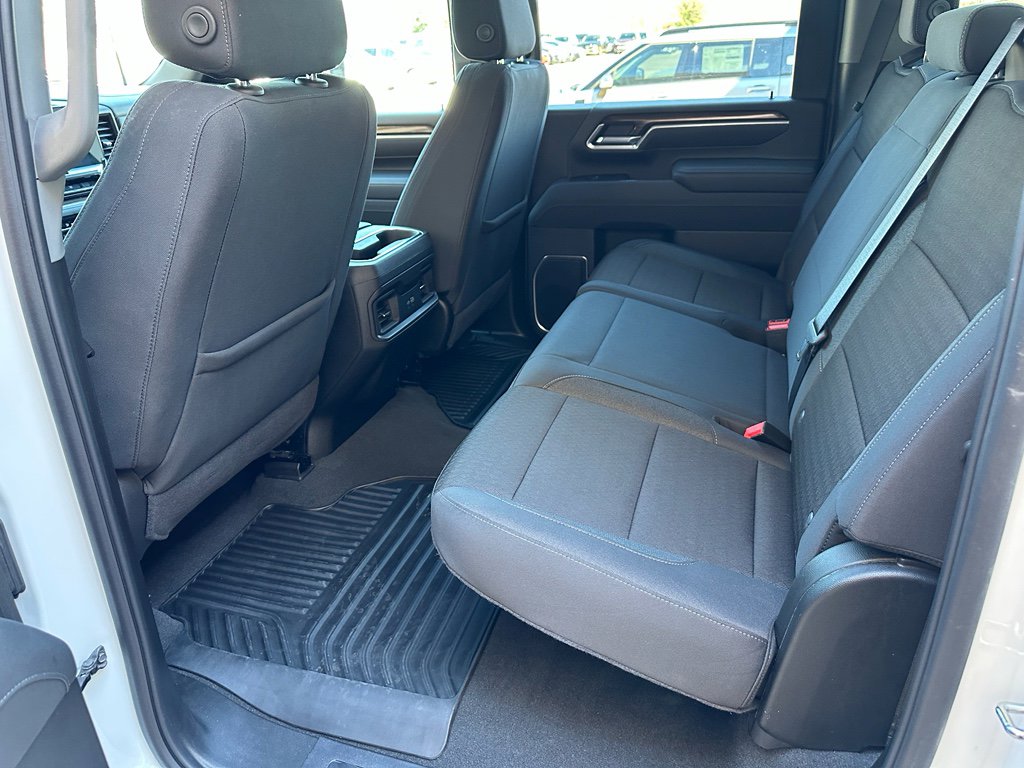 Used 2025 Chevrolet Silverado 2500 LT w/ Convenience Package image 25