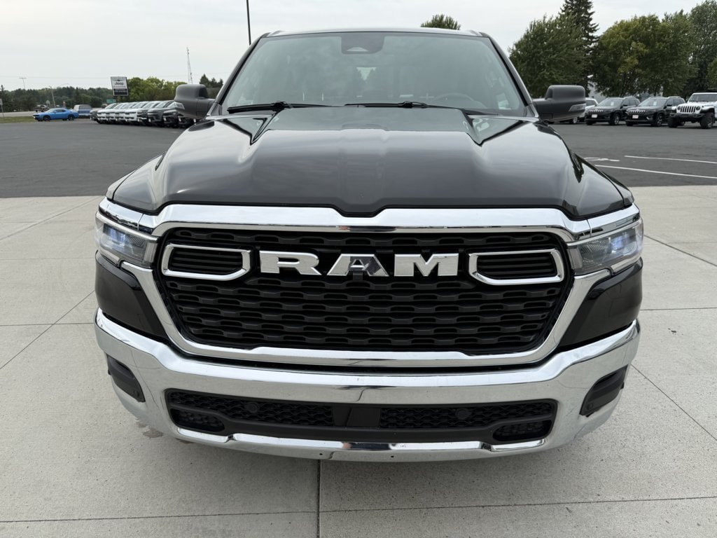 Used 2026 RAM 1500 Big Horn AWD/4WD image 3
