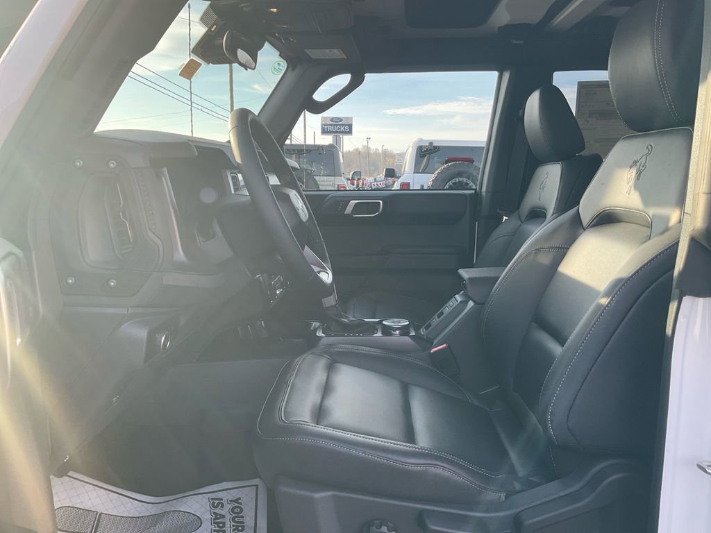 New 2026 Ford Bronco Badlands image 16