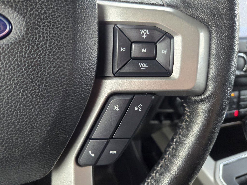 Used 2020 Ford F150 Lariat w/ FX4 Off-Road Package image 15