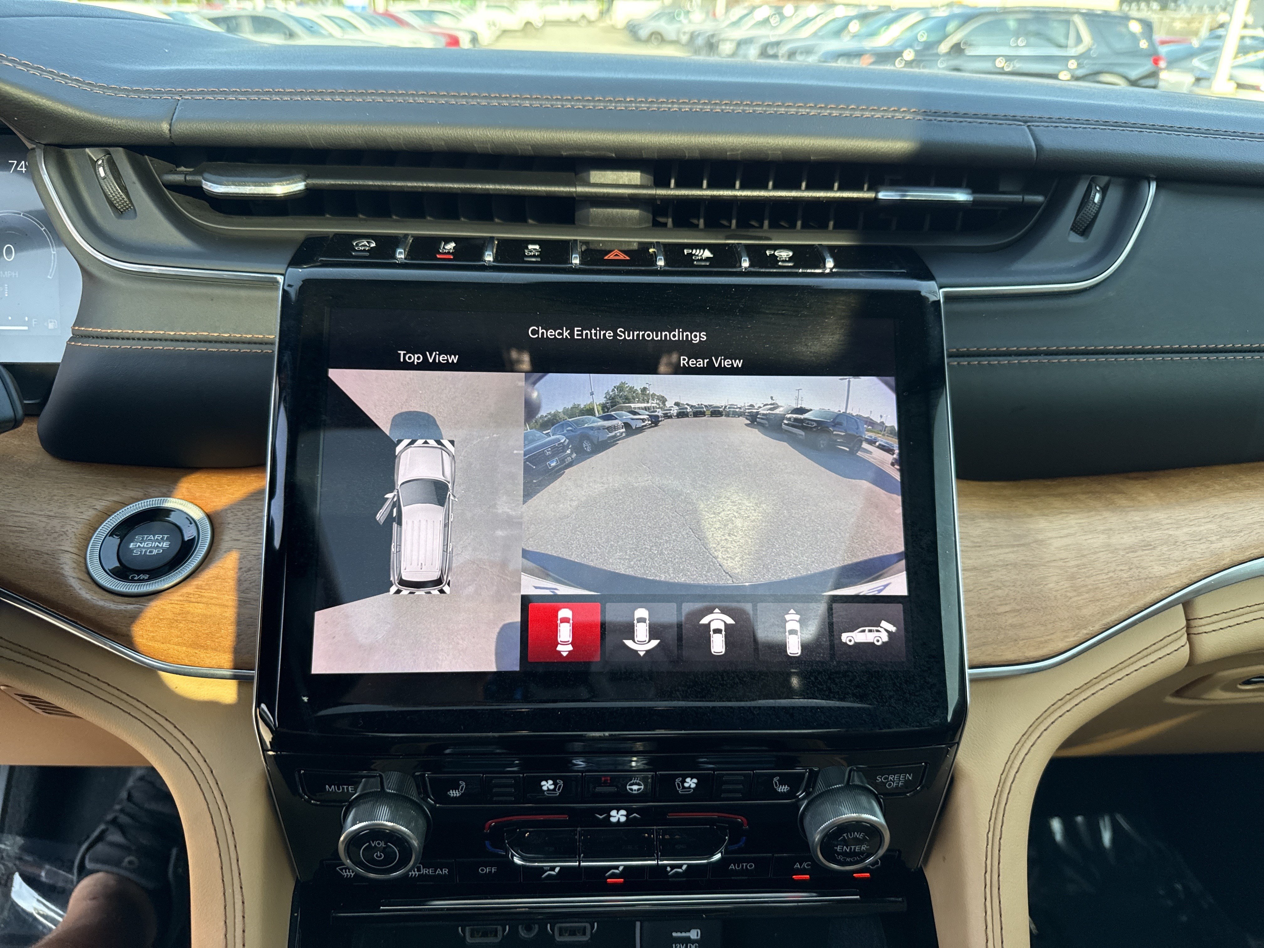 Used 2021 Jeep Grand Cherokee L Summit AWD/4WD image 25