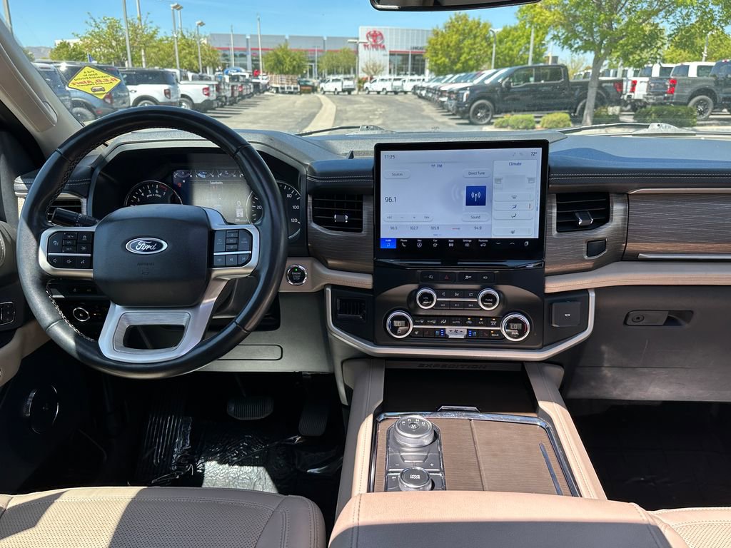 Used 2024 Ford Expedition Max Limited AWD/4WD image 23