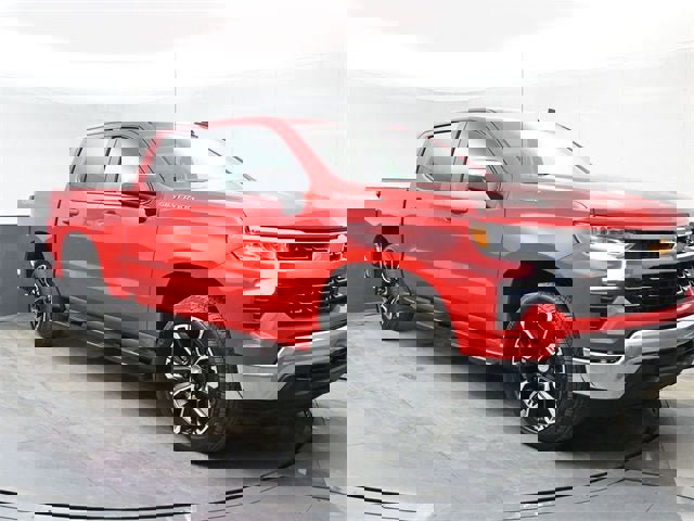 New 2026 Chevrolet Silverado 1500 LT w/ Leather Package image 2