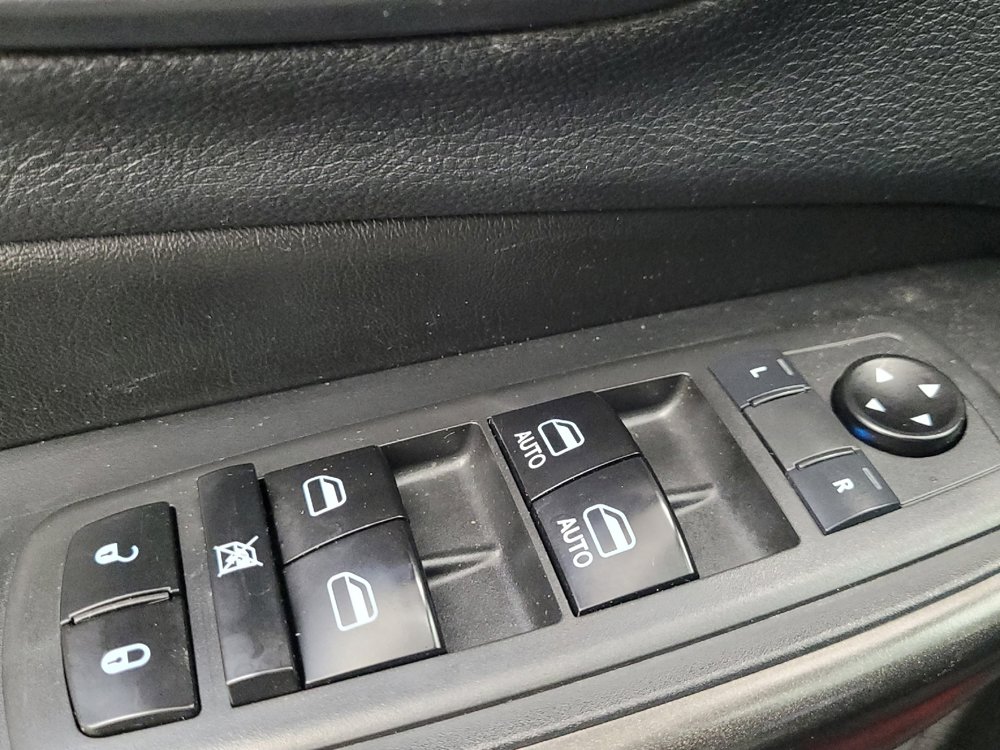 Used 2020 Jeep Cherokee Trailhawk AWD/4WD image 27
