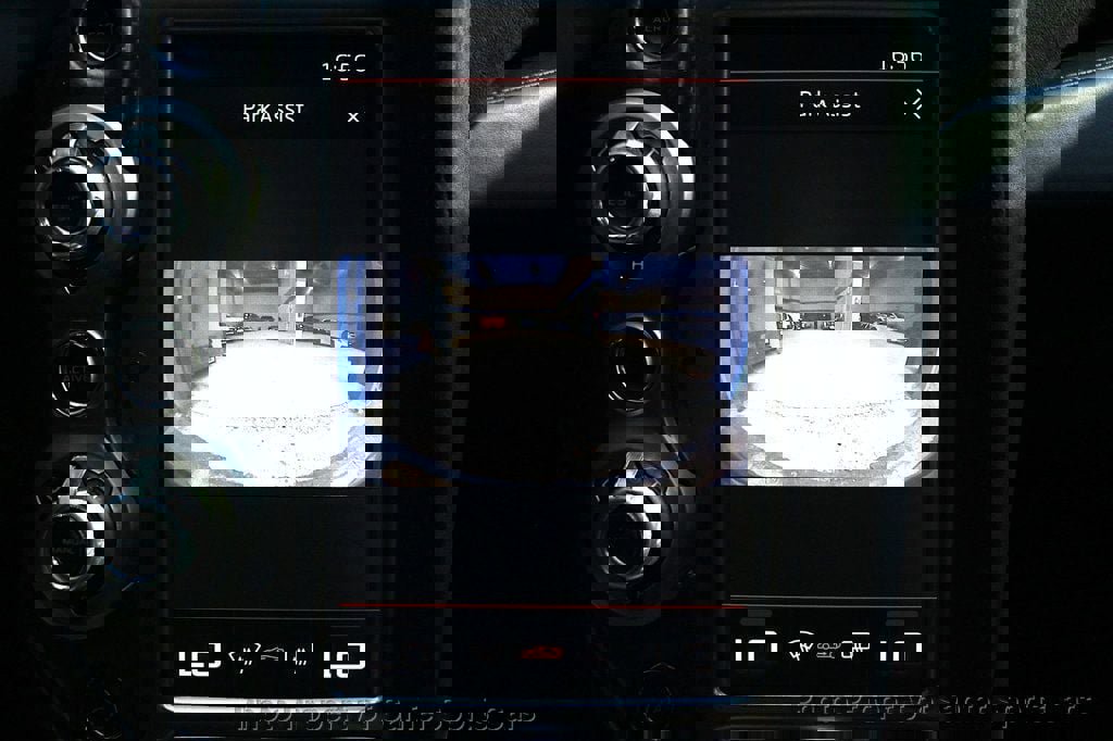 Used 2018 McLaren 720S Luxury RWD image 37