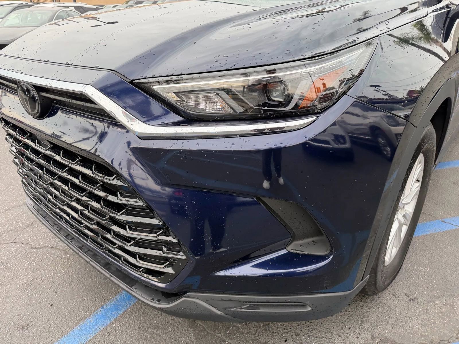 Used 2025 Toyota Grand Highlander AWD image 4