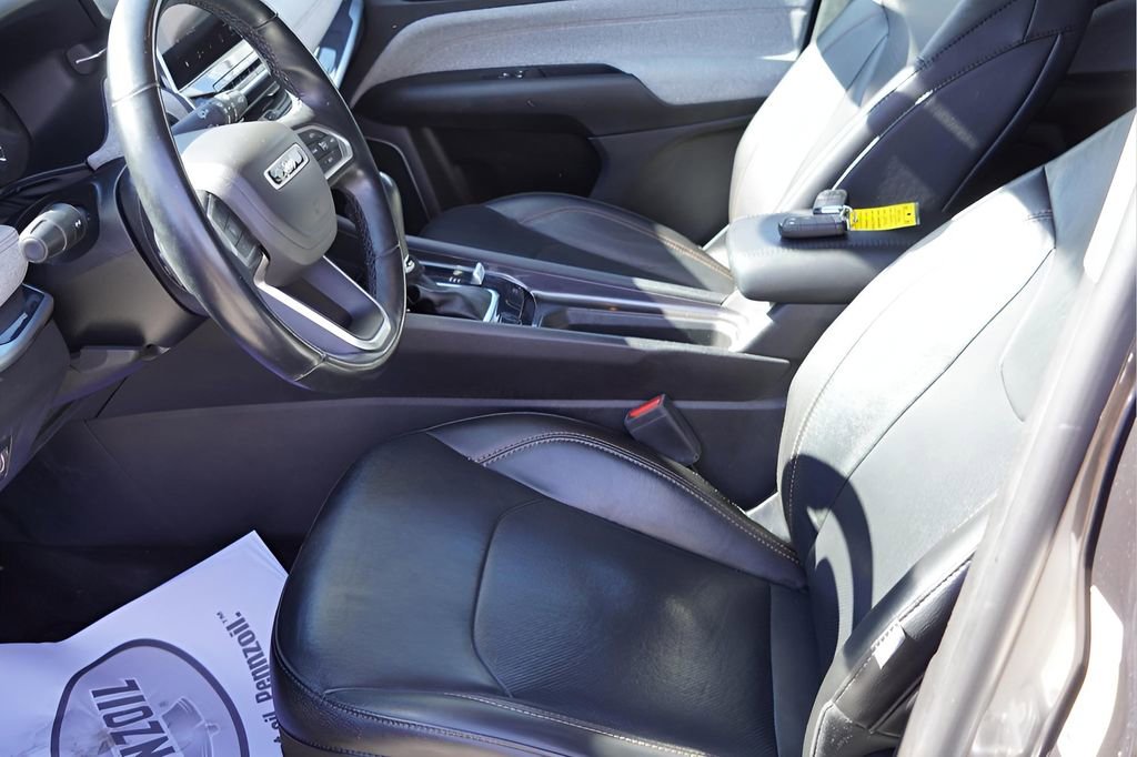 Used 2022 Jeep Compass Latitude image 17