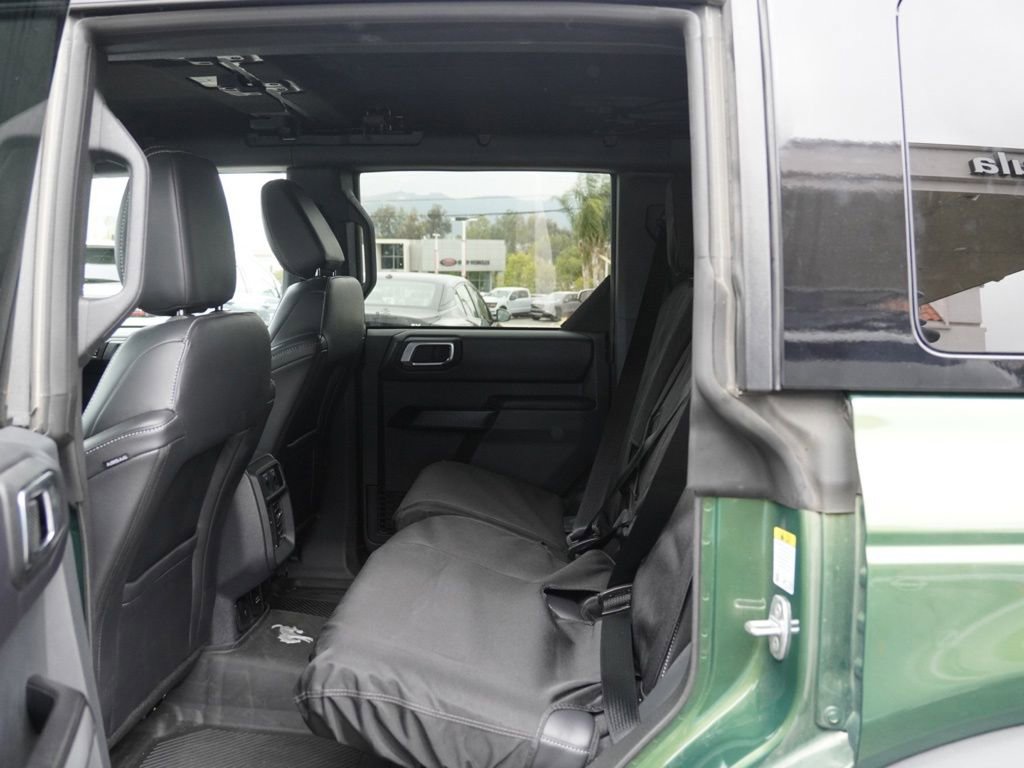 Used 2025 Ford Bronco Outer Banks AWD/4WD image 18