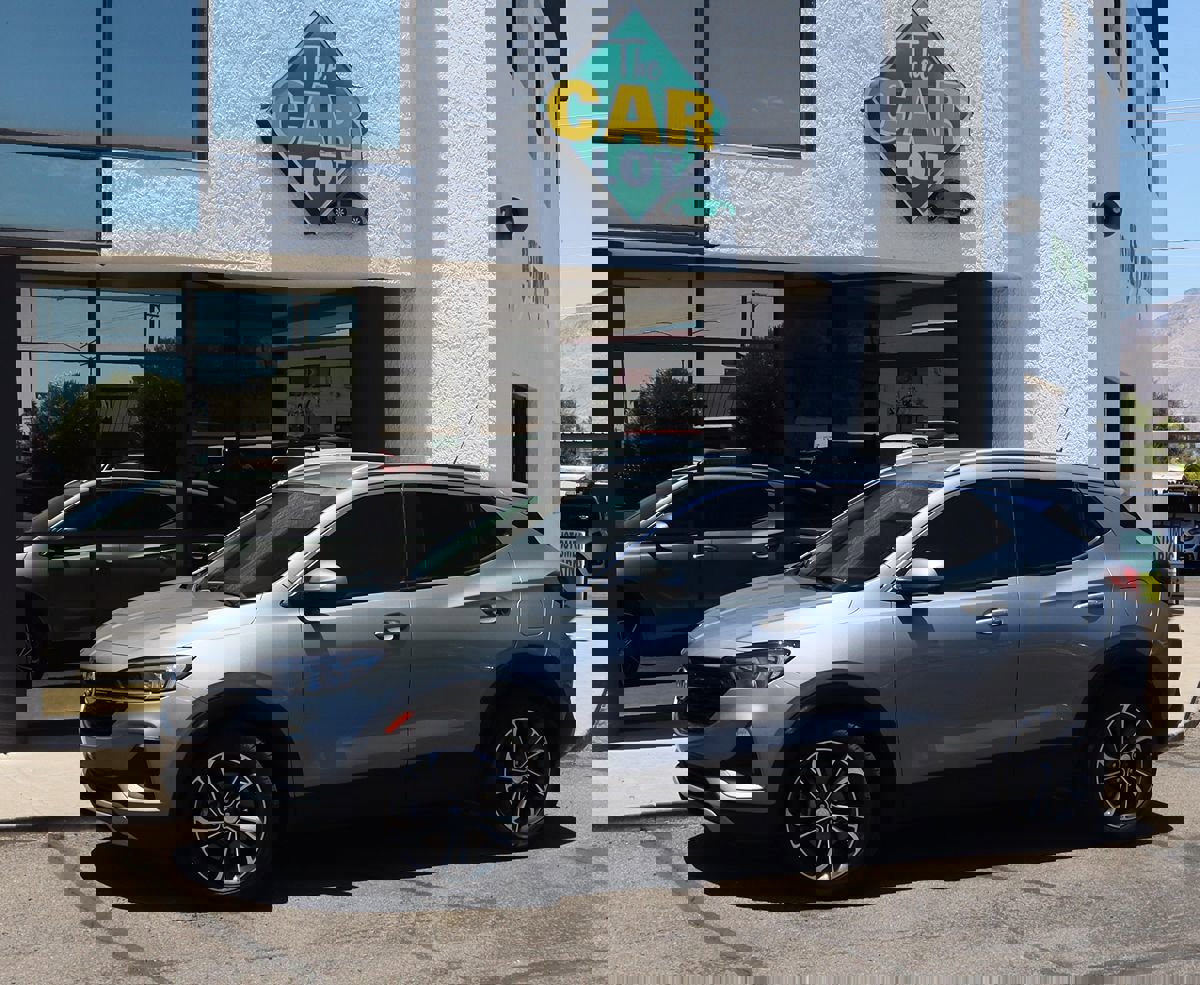 Used 2023 Buick Encore GX Select image 4