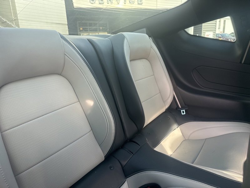 Used 2024 Ford Mustang GT Premium image 8