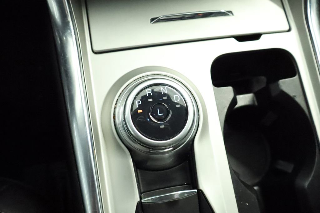 Used 2023 Ford Explorer XLT w/ Equipment Group 202A AWD/4WD image 42