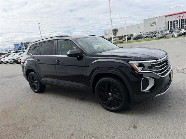 New 2026 Volkswagen Atlas SE image 7