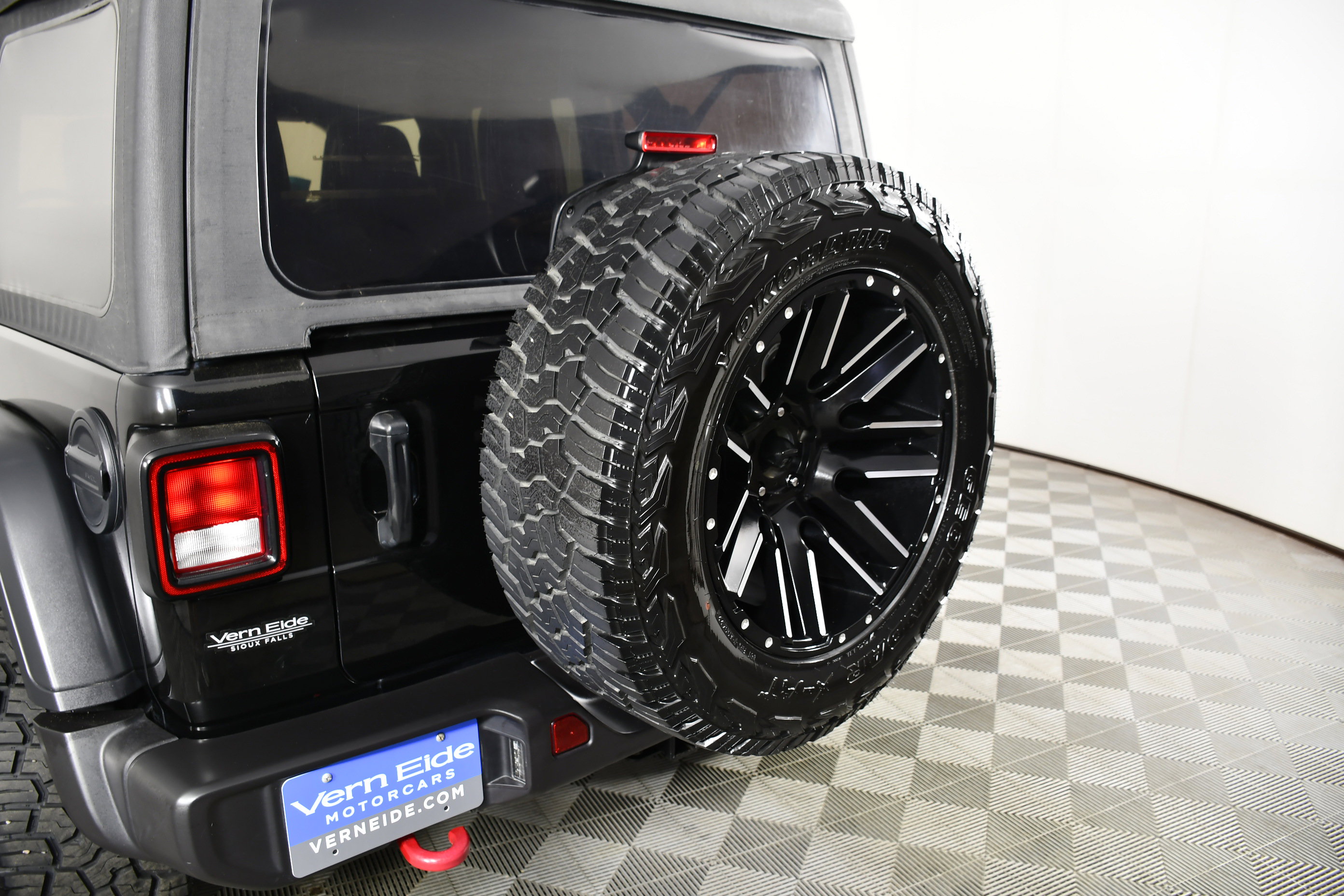 Used 2021 Jeep Wrangler Unlimited Rubicon AWD/4WD image 15