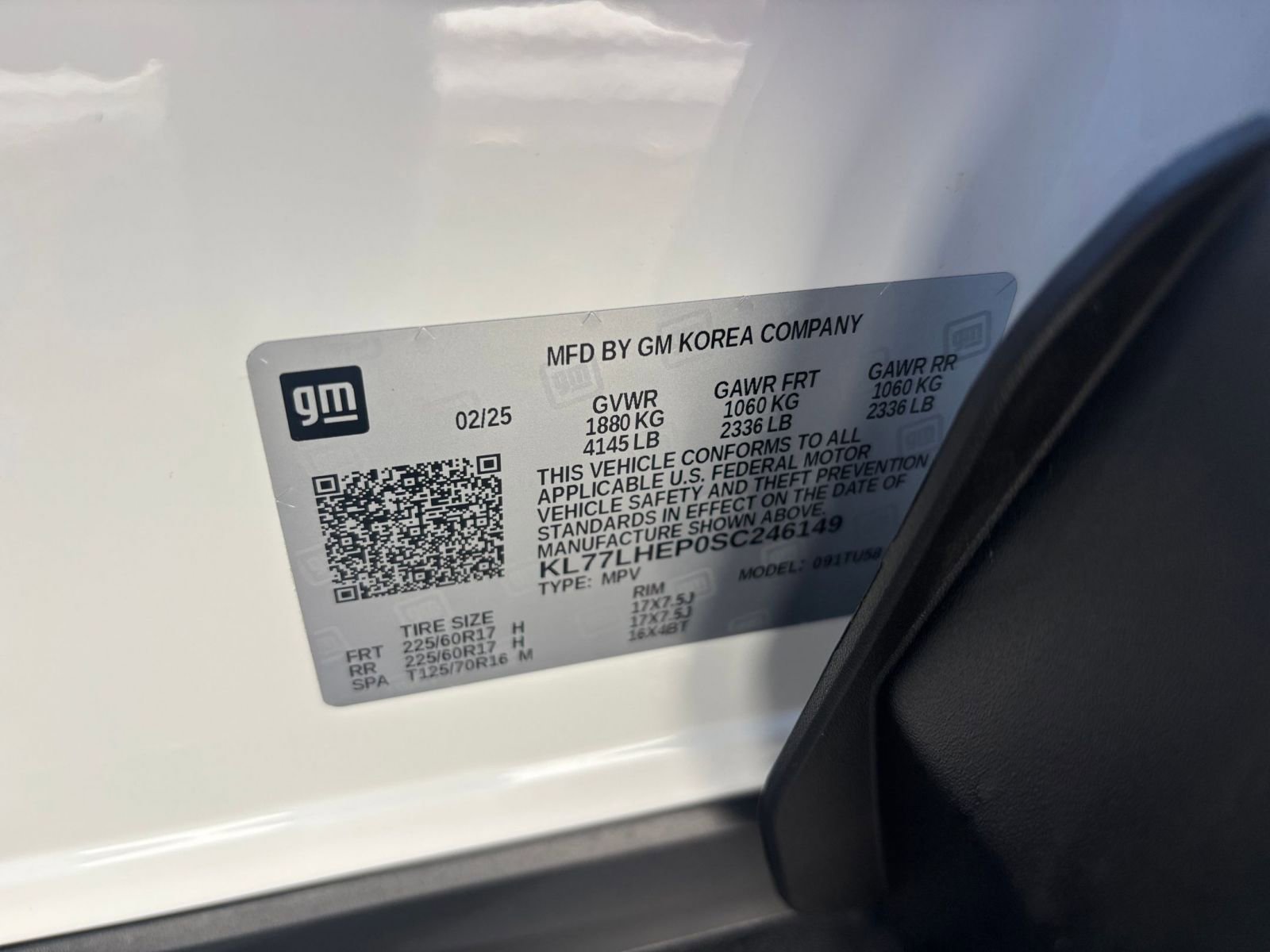 Used 2025 Chevrolet Trax LT image 29