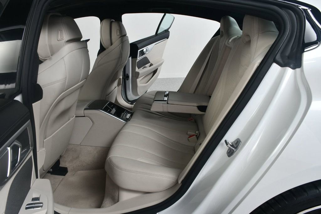Used 2021 BMW 840i Gran Coupe w/ M Sport Package image 34