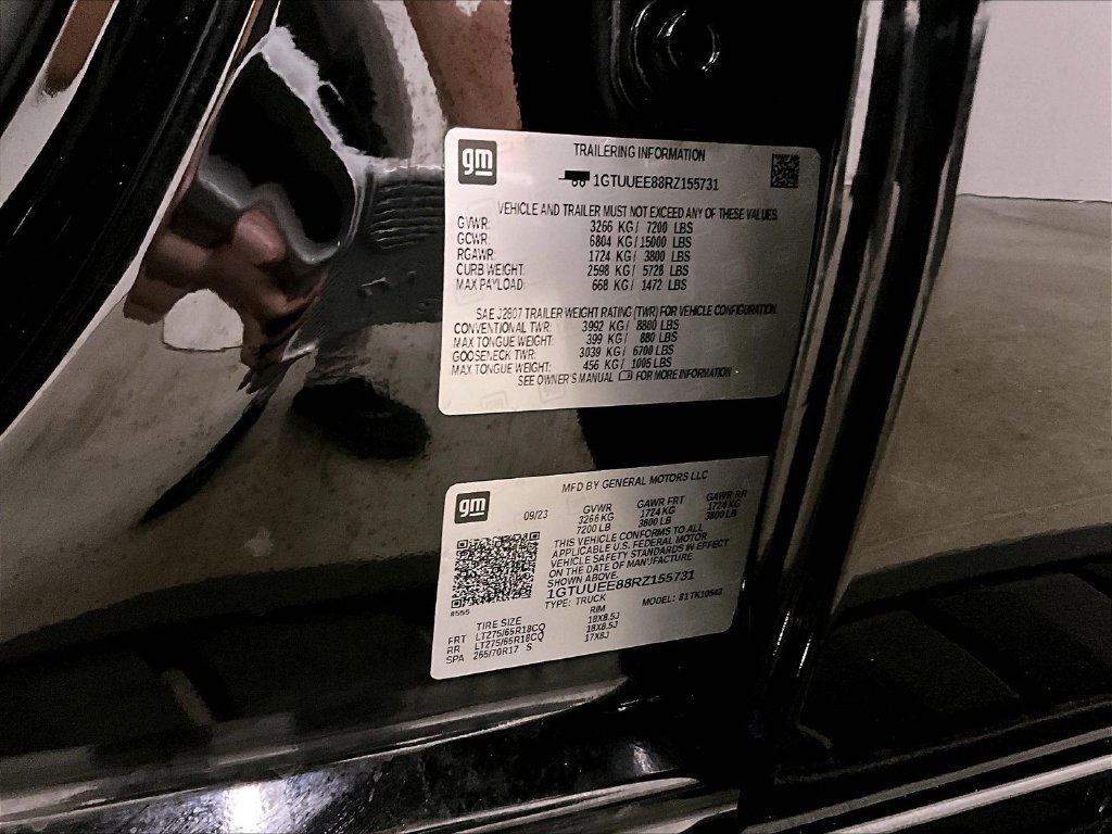 Used 2024 GMC Sierra 1500 AT4 w/ Technology Package AWD/4WD image 20