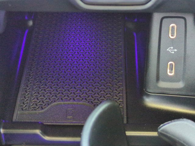 Used 2026 Mercedes-Benz GLC 300 image 23