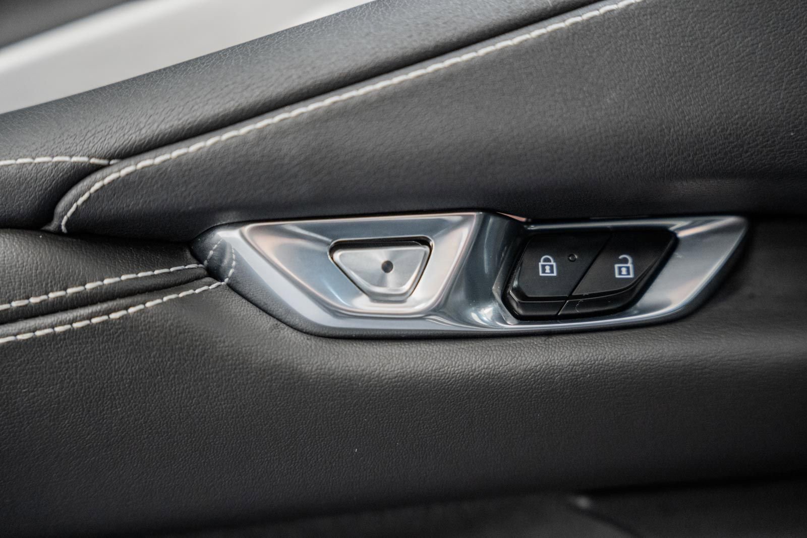 Used 2022 Chevrolet Corvette Stingray Coupe w/ 1LT image 44