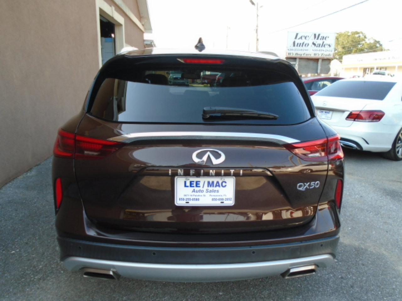 Used 2020 INFINITI QX50 Essential w/ Convenience Package image 3