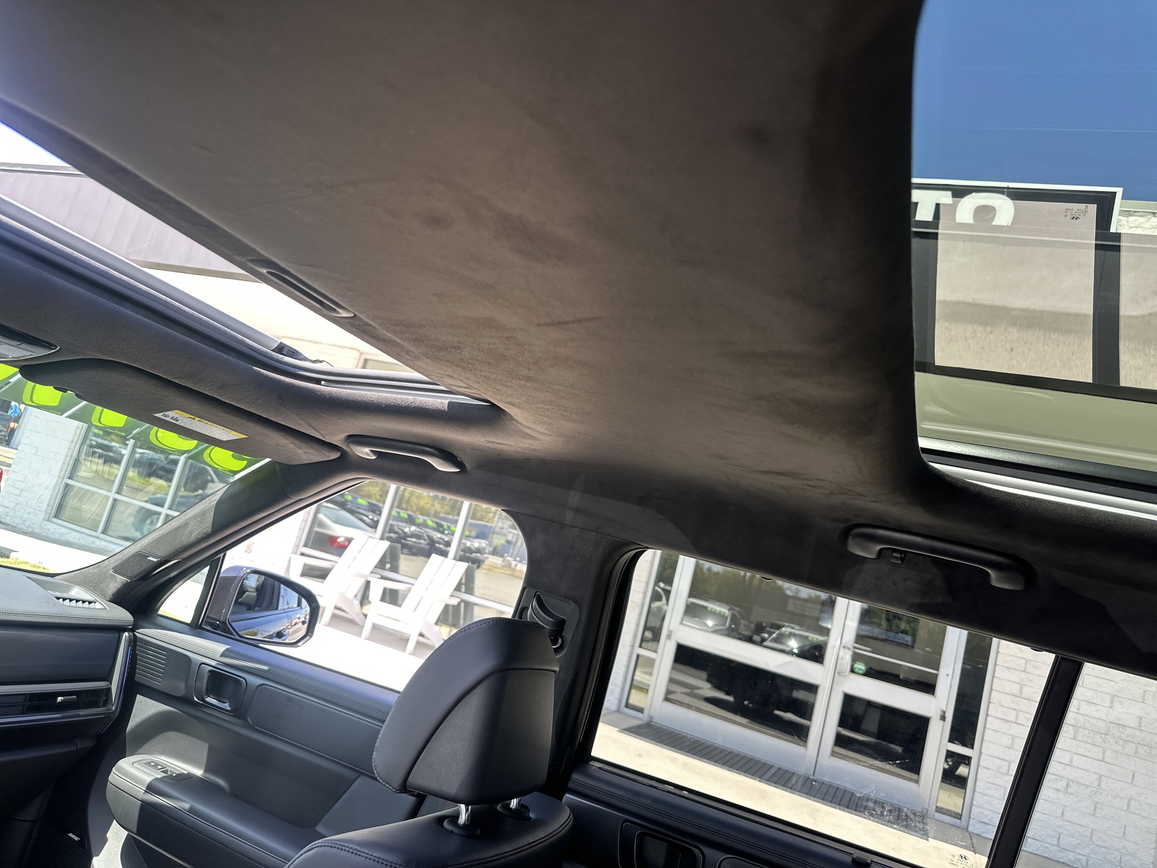 Used 2024 Hyundai Santa Fe Calligraphy image 11