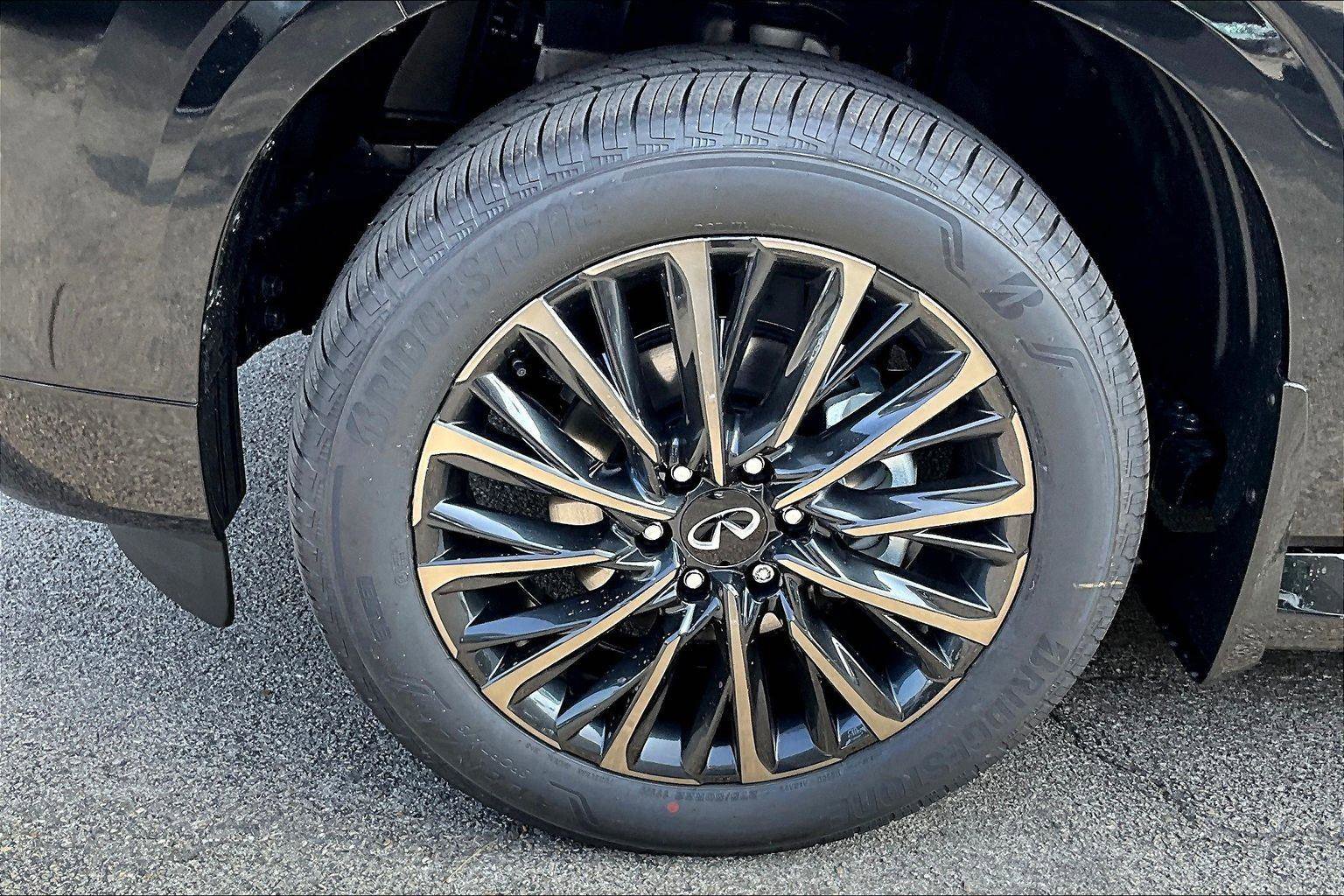 New 2026 INFINITI QX80 Autograph image 17