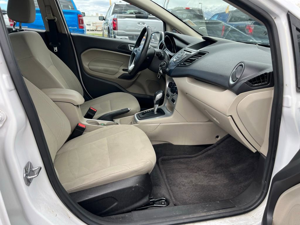 Used 2016 Ford Fiesta SE image 17