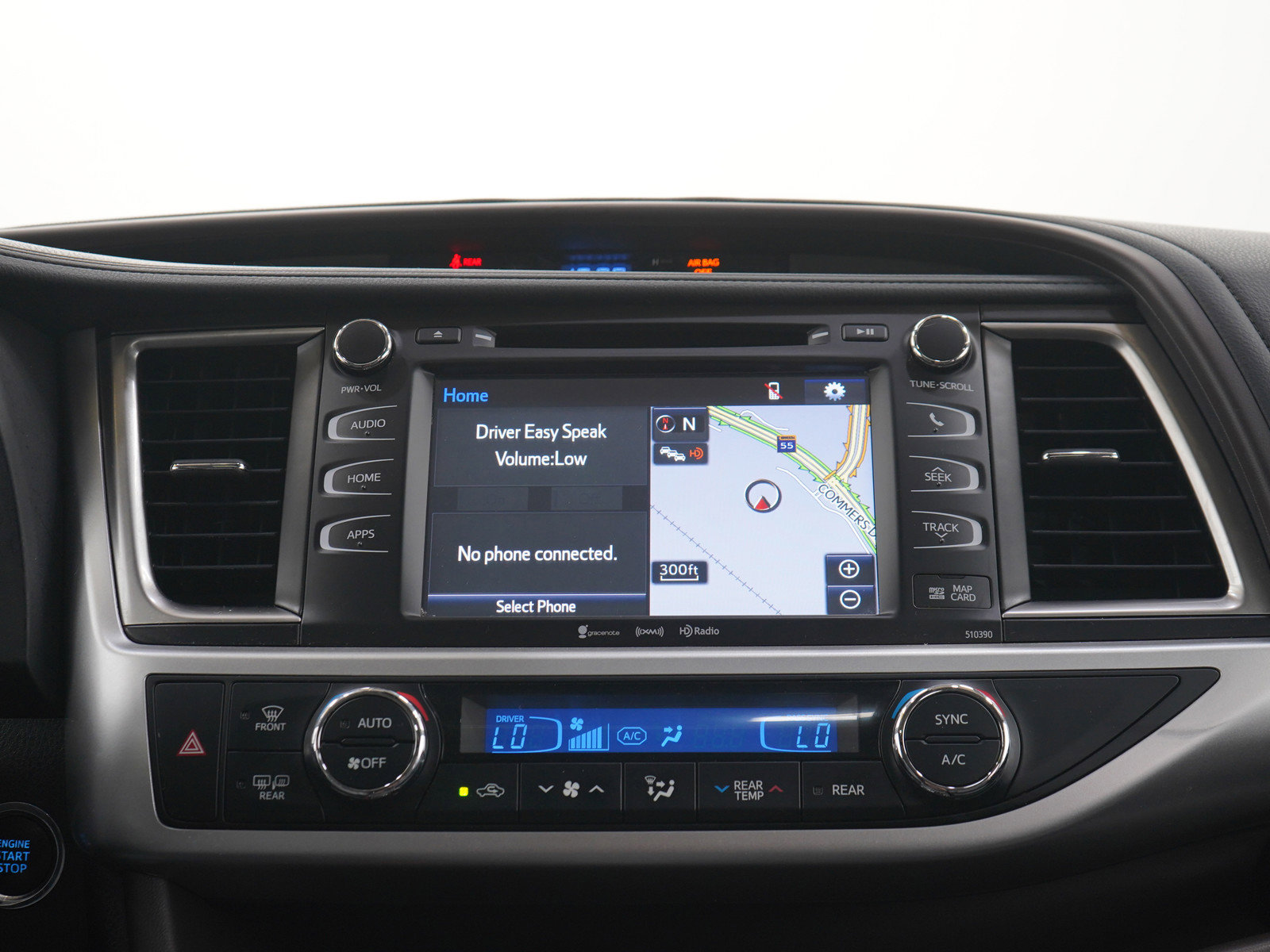Used 2019 Toyota Highlander XLE AWD/4WD image 16