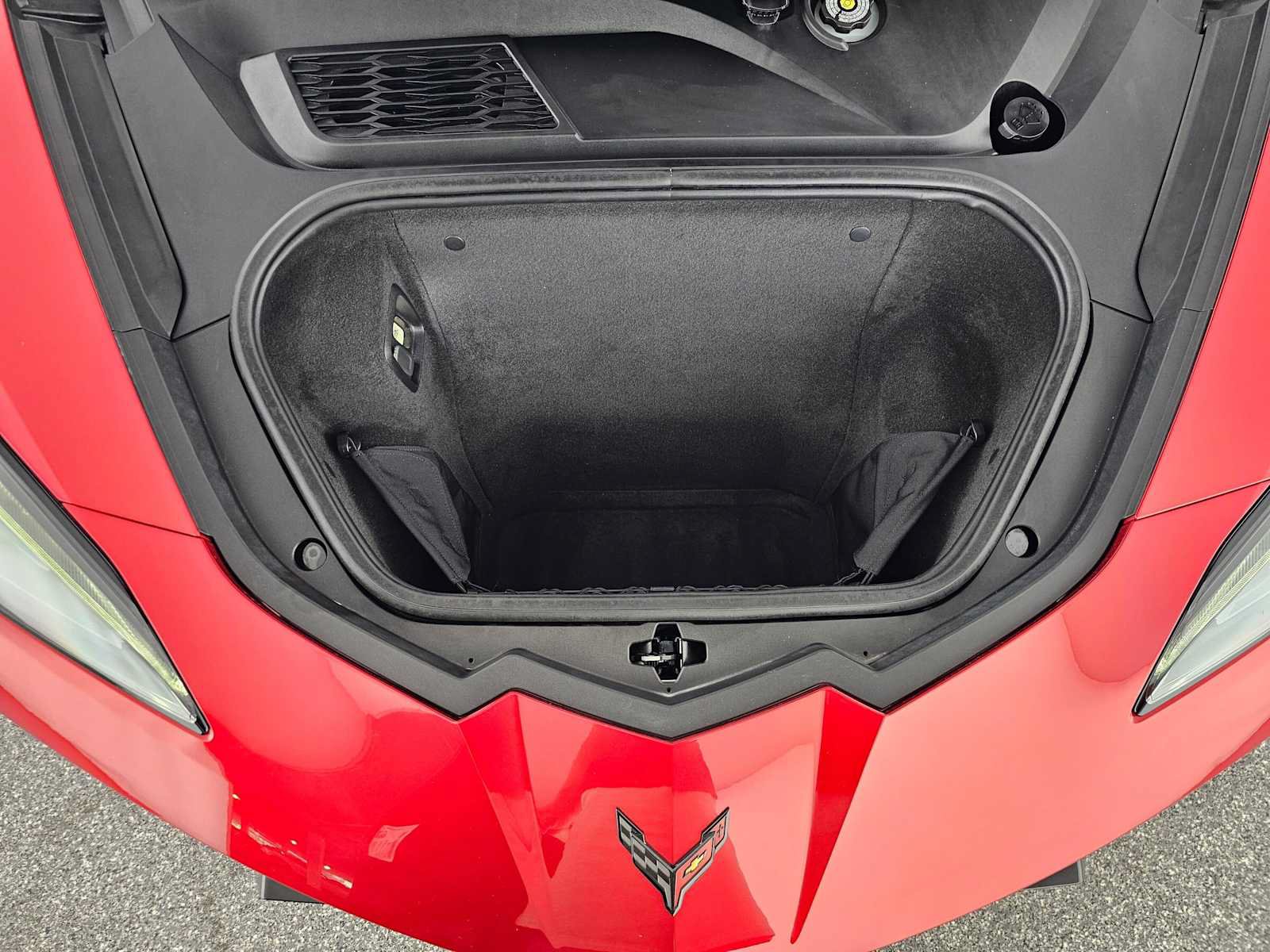 Used 2025 Chevrolet Corvette Stingray Preferred Cpe w/ Battery Protection Package RWD image 15