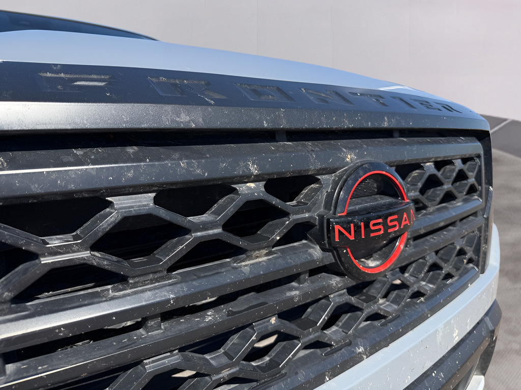 Used 2024 Nissan Frontier Pro-X RWD image 17
