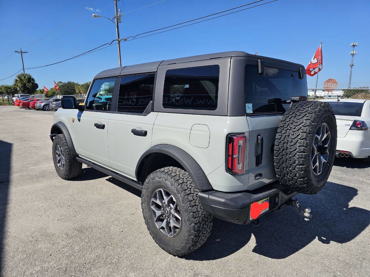 Used 2023 Ford Bronco Badlands image 7