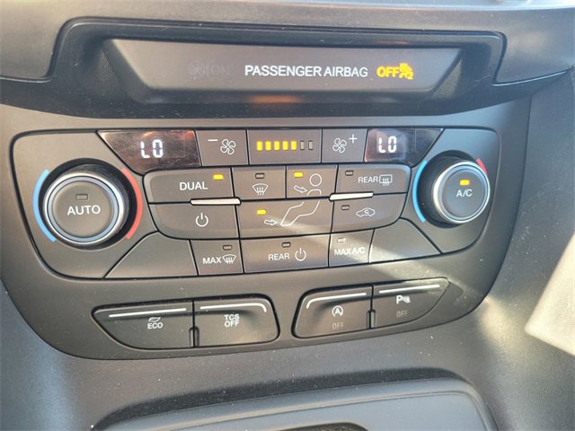 Used 2020 Ford Transit Connect XLT image 24